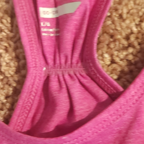 2 Old Navy Womens Tank tops - Picture 2 of 7